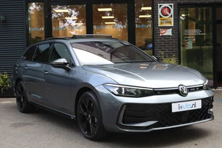 Volkswagen Passat Pano/IQ.Light/360/HK/Head-up/Navi Max/ACC/19