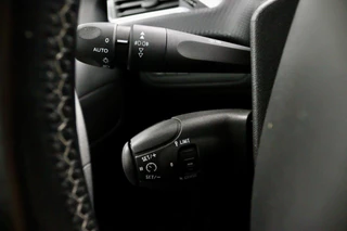 Peugeot 2008 Peugeot 2008 1.2 PureTech Allure donkergrijs automaat - afbeelding nr 18
