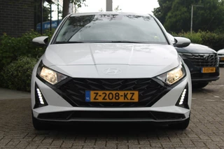 Hyundai i20 Hyundai i20 1.0 T-GDI Comfort Smart Navi/Led/Pdc/Cam/16