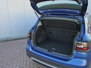 Volkswagen T-Cross Volkswagen T-Cross 1.0 TSI Life | Carplay | Side assist| Full LED - afbeelding nr 13