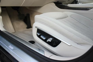BMW 7 Serie ➡️ BMW 7-serie 750Li G12 xDrive High Executive | Origineel | Laser | Camera360 | Massage | Head-up | Bowers&Willikins | DAB | 449 pk | 20 inch | Softclose | - afbeelding nr 44