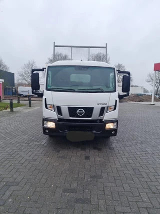 Nissan NT500 - afbeelding nr 2