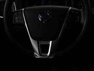 Volvo V40 Volvo V40 2.0 D2 R-Design | Stoelverwarming | Trekhaak |  Xenon | Leder/Alcantara | Navigatie | Parkeerhulp | Climate control - afbeelding nr 9