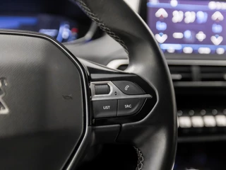 Peugeot 5008 (APPLE CARPLAY, GROOT NAVI, TREKHAAK, LEDEREN SPORTSTOELEN, 360 CAMERA, ADAPTIVE CRUISE, GETINT GLAS, PARKEERSENSOREN, NIEUWE APK, NIEUWSTAAT) - afbeelding nr 20