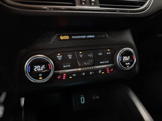 Ford Focus Ford Focus 1.0 EcoBoost Titanium Business | Automaat | ST Line | Camera | Carplay - afbeelding nr 27