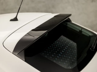 Peugeot 208 (APPLE CARPLAY, GROOT NAVI, PARKEERSENSOREN, SPORTSTOELEN, LANE ASSIST, NIEUWE APK, NIEUWSTAAT) - afbeelding nr 29