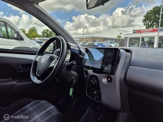 Peugeot 108 Peugeot 108 1.0 e-VTi Automaat, Carplay, LED, Airco, NAP! - afbeelding nr 14