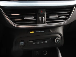 Ford Focus Ford Focus 1.0 EcoBoost 155pk Hybrid Automaat Active X | Navigatie | Climate Control | Camera | Parkeer sensoren | B&O | Dab | Led | Lichtmetalen velgen - afbeelding nr 28