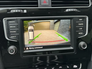 Volkswagen Golf Volkswagen Golf Variant 1.4 TSI R-line 150pk | Navigatiesysteem | Osram LED verlichting | Trekhaak uitklapbaar | Keyless entry | Stoelverwarming | Cruise control | R-stuur | Parkeersensoren voor en achter | Achteruitrijcamera - afbeelding nr 29