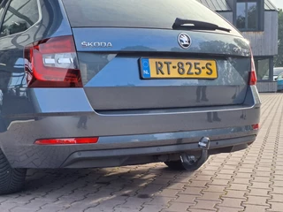 Škoda Octavia Škoda Octavia Combi 1.0 TSI Greentech Style Business | Automaat | Trekhaak | Stoelverwarming | All-seasons | Cruise | - afbeelding nr 42