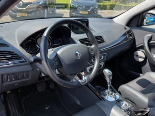 Renault Mégane Renault Mégane 1.2 TCe 131pk Automaat BOSE 5-Deurs | Navi | Clima | Cruise | Panorama Schuifdak | Keyless Entry | Licht+Regensensor | Pdc V+A+Camera | Stoelverwarming | Privacy Glass | 17''lm - afbeelding nr 6