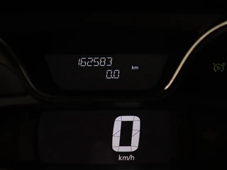 Renault Captur Renault Captur 0.9 TCe Helly Hansen | 1e eigenaar |  Stoelverwarming | Trekhaak | Camera | Navigatie | Keyless | Climate control | Cruise control | LED - afbeelding nr 28