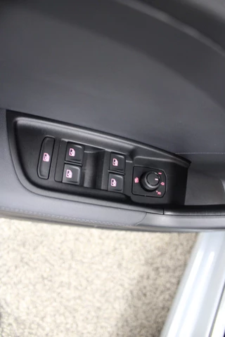 Audi A1 Sportback Audi A1 Sportback 30 TFSI S edition Carplay|Leer|Stoelverw. - afbeelding nr 21