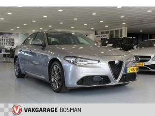 Alfa Romeo Giulia 2.0T Super/CARPLAY/CRUISE/CAMERA