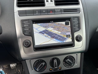 Volkswagen Polo Volkswagen Polo 1.0 BlueMotion Edition 1STE EIG / CARPLAY / NAVI / AIRCO / BLUETOOTH / CRUISE / NL-AUTO - afbeelding nr 6