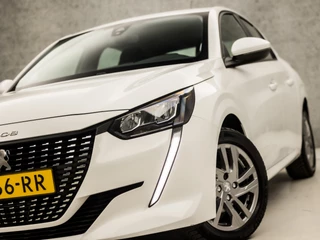 Peugeot 208 Peugeot 208 1.2 PureTech Sport (APPLE CARPLAY, GROOT NAVI, 360 CAMERA, LM VELGEN, SPORTSTOELEN, CRUISE, PARKEERSENSOREN, NIEUWSTAAT) - afbeelding nr 32
