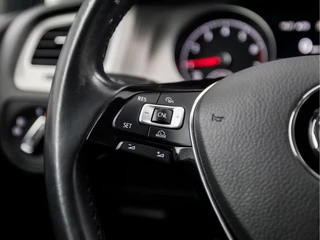 Volkswagen Golf Automaat (APPLE CARPLAY, NAVIGATIE, CLIMATE, TREKHAAK, SPORTSTOELEN, LM VELGEN, PARKEERSENSOREN, NIEUWE APK, CRUISE, NIEUWSTAAT) - afbeelding nr 19