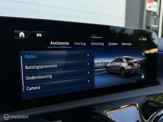 Mercedes-Benz A-Klasse Mercedes A-klasse 250 e AMG Line BOMVOL! Pano|Ambient|BLACK! - afbeelding nr 33
