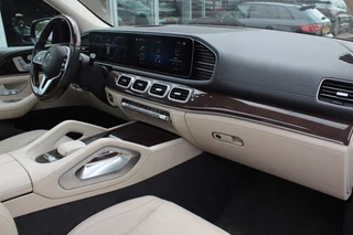 Mercedes-Benz GLE Mercedes-Benz GLE 450 4MATIC Premium Plus / Panoramadak / 360Camera / Burmester / 21'' / Head-up / Luchtvering / Treeplanken / Stoelventilatie / Stuurverwarming / Dodehoek / DAB / ACC - afbeelding nr 13