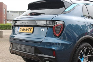 Lynk & Co 01 Lynk & Co 01 1.5 261pk Hybrid PHEV 7DCTH | Orig.NL | PanoramaDak | 360Camera | AppleCarplay | - afbeelding nr 17