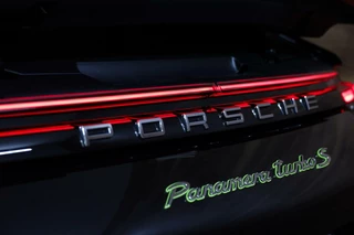 Porsche Panamera Porsche Panamera 4.0 Turbo S E-Hybrid|Keramisch|Pano| - afbeelding nr 36