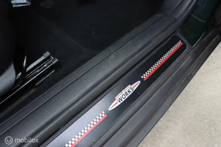 MINI Clubman Mini Clubman 2.0 JCW ALL4 / Pano / Navi / Camera / Leder - afbeelding nr 9
