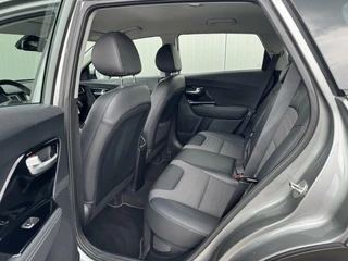 Kia Niro Kia Niro 1.6 GDi Hybrid DynamicLine|Navi|NL-Auto - afbeelding nr 19