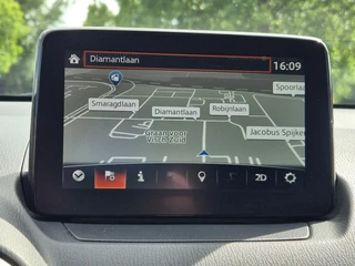 Mazda 2 Mazda 2 1.5 Skyactiv-G Luxury | Camera | Head-up display - afbeelding nr 27