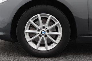 BMW 2 Serie BMW 2 Serie Active Tourer 218i Essential Climate, Panoramadak, Stoelverwarming, Bluetooth, Navigatie, Trekhaak, 16'' - afbeelding nr 25
