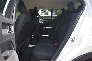 Volvo XC40 Volvo XC40 T2 129pk Aut. Momentum Core | Navigation Tech | Airco | LM velge - afbeelding nr 14
