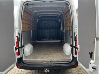 Renault Master Renault Master T35 2.3 dCi 135 L2H2 Comfort. - afbeelding nr 14
