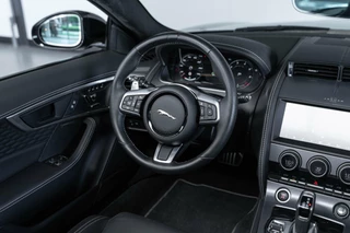 Jaguar F-Type Jaguar F-type P300 RWD R-Dynamic Black - afbeelding nr 3