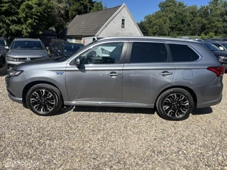 Mitsubishi Outlander Mitsubishi Outlander 2.0 PHEV instyle+Dealer onderhouden - afbeelding nr 17