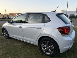 Volkswagen Polo Volkswagen Polo 1.0 TSI Highline - AUTOMAAT/VIRTUAL/CARPLAY - afbeelding nr 17