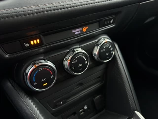 Mazda CX-3 Mazda CX-3 SKYACTIV-G 2.0 120 DYNAMIC 2017 ZWART | Apple CarPlay | Airco - afbeelding nr 20
