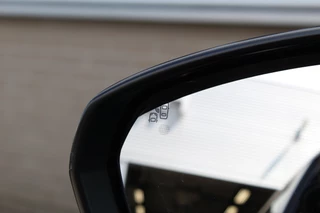 Peugeot 3008 Peugeot 3008 1.6 HYbrid 225 Allure | Navigatie | Led | Bluetooth | Camera | All-Season - afbeelding nr 13