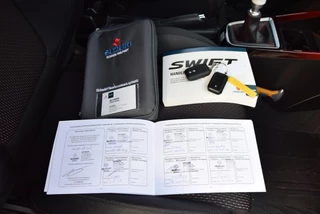 Suzuki Swift Suzuki Swift 1.4 Sport | Dealer onderhouden | 1e eigenaar | Zeer nette staat!! | - afbeelding nr 42