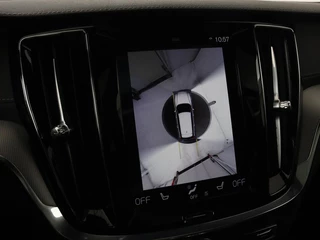 Volvo V60 Volvo V60 2.0 T8 Recharge AWD Inscription | Panoramadak | Bowers & Wilkins | Head-Up | Massage | Ventilatie | Trekhaak | 360 Camera | Leder | Carplay | Achterbankverwarming | Navigatie | PHEV - afbeelding nr 26