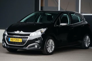Peugeot 208 Peugeot 208 1.2 PureTech Blue Lease Executive, CarPlay, PDC - afbeelding nr 19