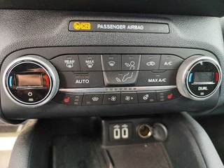 Ford Kuga Ford Kuga 2.5 PHEV Titanium | Adaptive cruise control | Winter Pack | Dodehoeksensoren | Camera | Navigatie - afbeelding nr 3