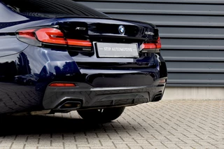 BMW 5 Serie | Laserlight | 20'' Velgen | 360 Camera | Comfort Zetels | Head-Up | - afbeelding nr 36