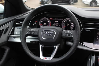 Audi Q8 Audi Q8 55 TFSI e quattro Pro Line S / Vol opties!! / Trekhaak / Panoramadak / 360Camera / Head-up / 22'' / Softclose / B&O / Luchtvering / Keyless / Stuurverwarming / Sfeerverlichting / Stoelventilatie + verwarming / Dodehoek / - afbeelding nr 17