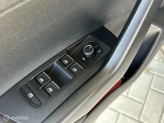 Volkswagen Polo Volkswagen Polo 1.0 TSI Comfortline 95PK Navi | APK 01-2027 | Cruise-Adaptief | - afbeelding nr 18