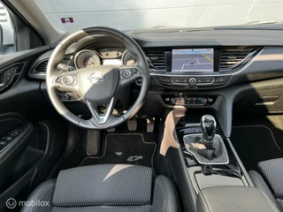 Opel Insignia Opel Insignia Sports Tourer 1.5 Turbo OPC LINE / PANODAK - afbeelding nr 11