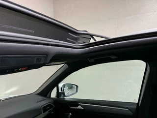 Volkswagen Tiguan Volkswagen Tiguan 1.4 TSI ACT 2X R-Line Pano Virtual Trekh - afbeelding nr 44