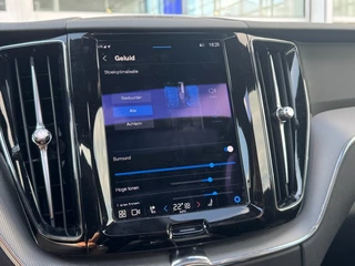 Volvo XC60 Volvo XC60 T8 455PK Recharge Ultimate Dark| Luchtvering| Panodak| Adap.Crui - afbeelding nr 25