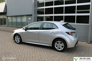 Toyota Corolla Toyota Corolla 1.8 Hybrid Active 1e Eigenaar | Btw auto | Navigatie | Boekjes. - afbeelding nr 3