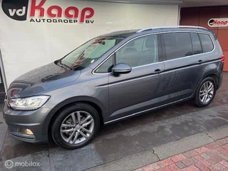 Volkswagen Touran 1.5 TSI Highline NIEUWSTAAT 18000KM