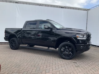 Dodge Ram 1500 Dodge Ram 1500 5.7 V8 4x4 Crew Cab Laramie Pano Full Navi SideSteps Trekhaak Luchtvering - afbeelding nr 81