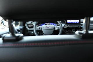 Ford Kuga Ford Kuga 2.5 PHEV ST-Line X |  Trekhaak | Panoramadak | elektrische achterklep | Adaprive Cruise control | dodehoeksensoren | camera | head up display | adaptive LED - afbeelding nr 18